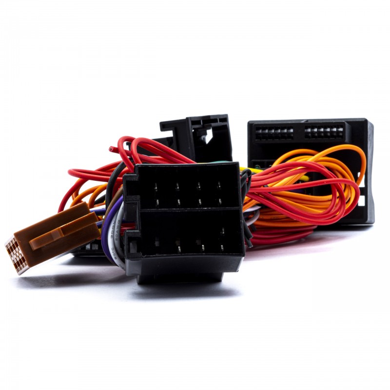 ISO Adaptér MERCEDES (2004-) (B)