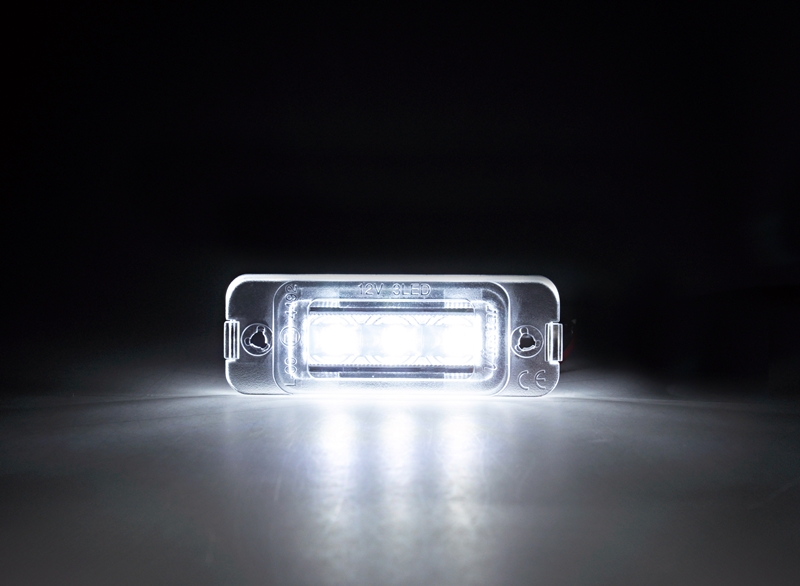 LED osvětlení SPZ MERCEDES R W251 (2006-2011)