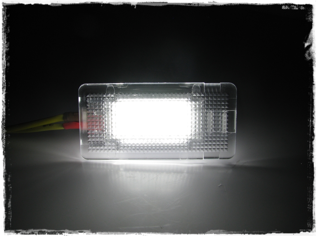 LED osvětlení kufru BMW X5 E53 (1999-2006)