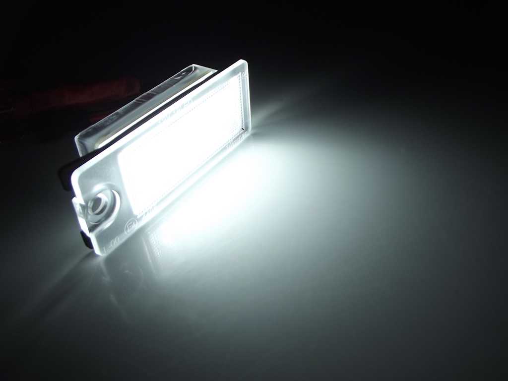 LED osvětlení SPZ VOLVO XC70 II (1999-2007)