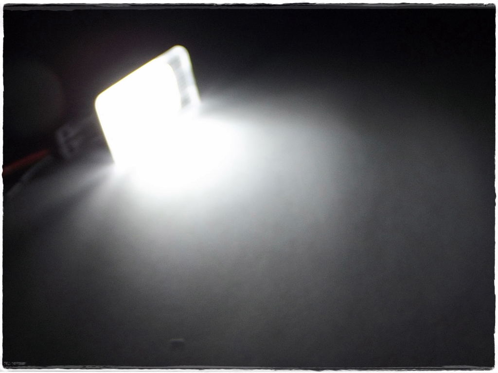 LED osvětlení dveří VOLVO V50 (2004-2012)