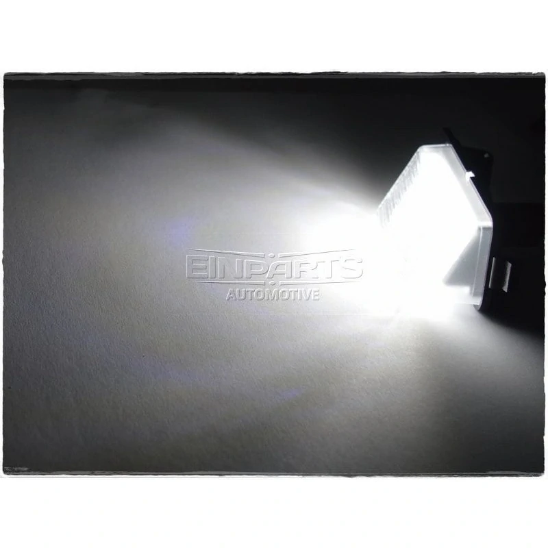 LED osvětlení SPZ INFINITI G35/G37 V36 (2006-2015)